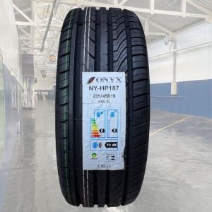 Pneu 235/45R19 Onyx NY-HP187 99W