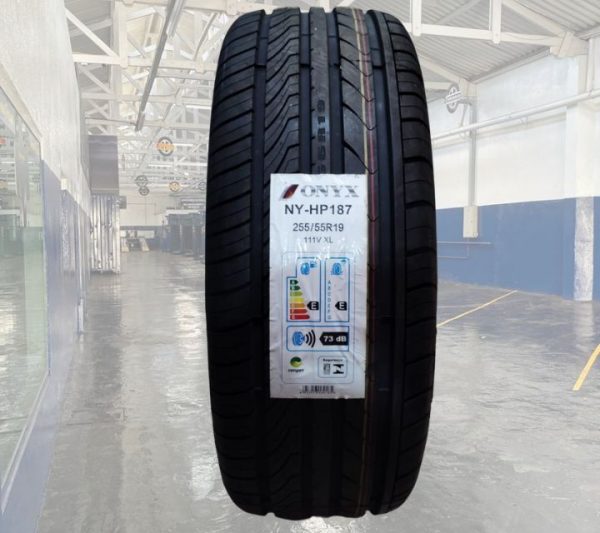 Pneu 255/55R19 Onyx NY-HP187 111V