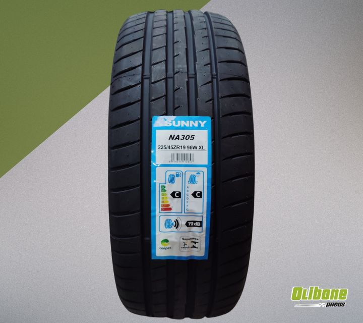 Pneu 225/45R19 Sunny NA305 96W
